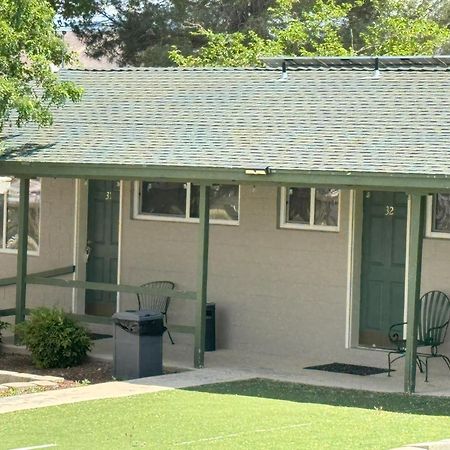 Lakeshore Lodge Wofford Heights Luaran gambar