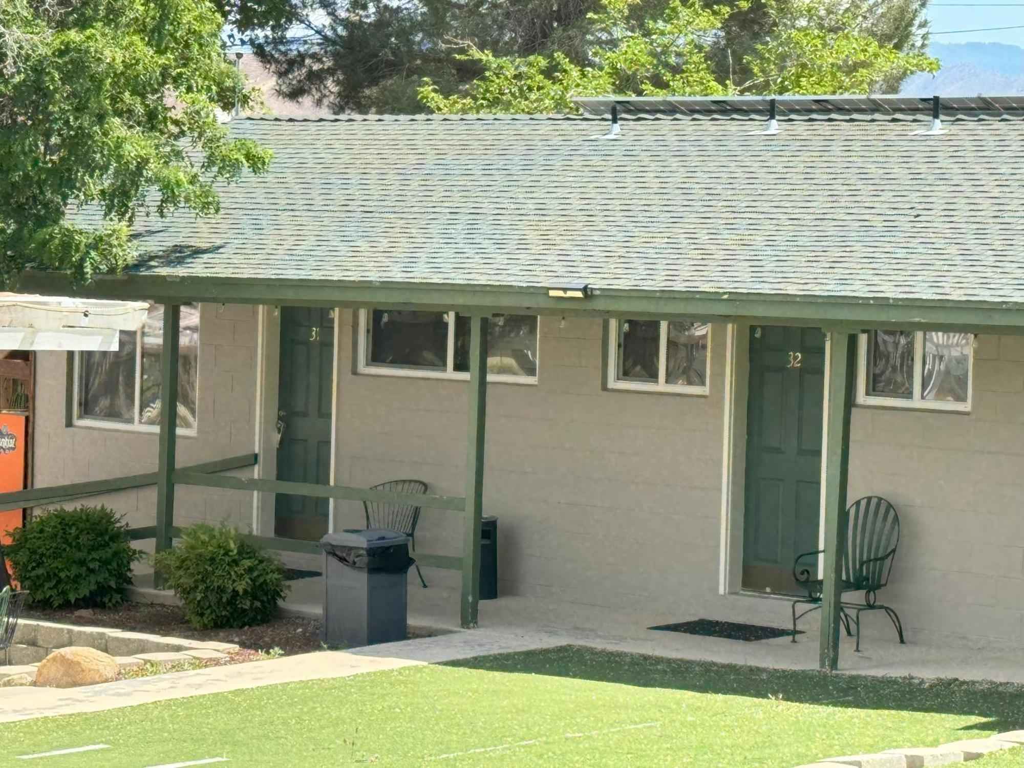 Lakeshore Lodge Wofford Heights Luaran gambar